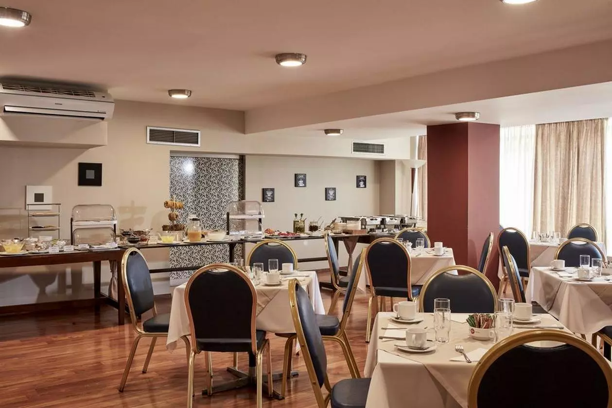 BESTWESTERN_SHABAVIZ (14).jpg